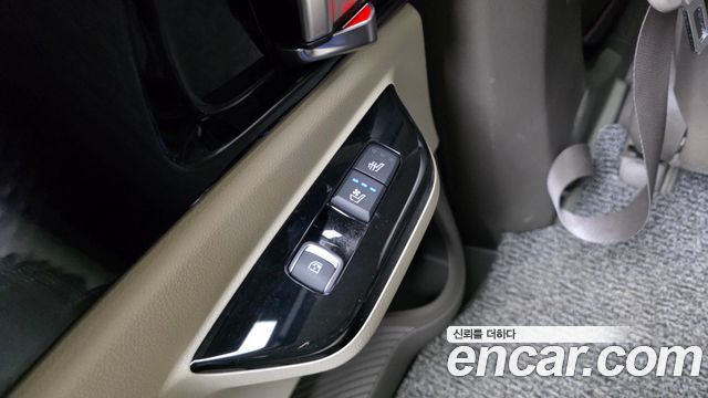 Kia Canival 2021 — photo 25