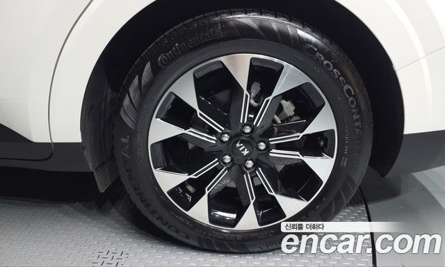 Kia Canival 2021 — photo 7