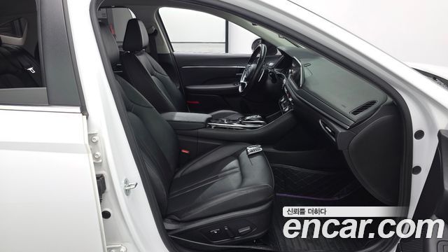 Hyundai Sonata 2020 — photo 11
