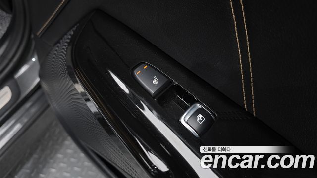 Kia K5 2023 — photo 16