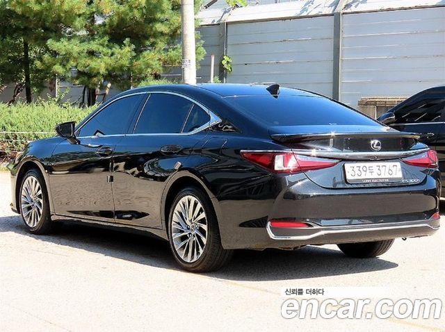 Lexus ES 2024 — photo 3