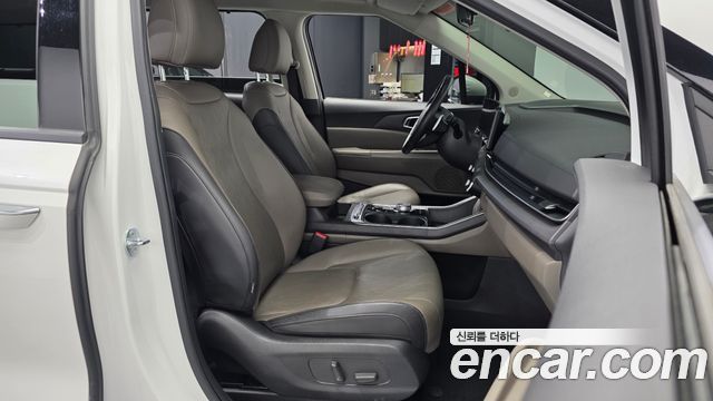 Kia Canival 2024 — photo 17