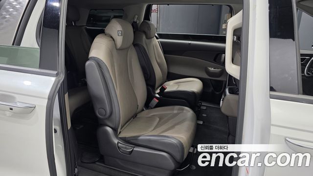 Kia Canival 2024 — photo 18