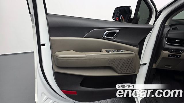 Kia Canival 2024 — photo 14
