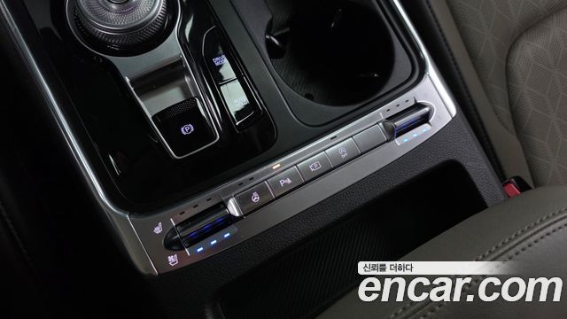 Kia Canival 2024 — photo 30