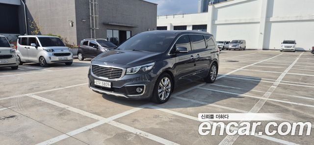 Kia Canival 2018 — photo 3