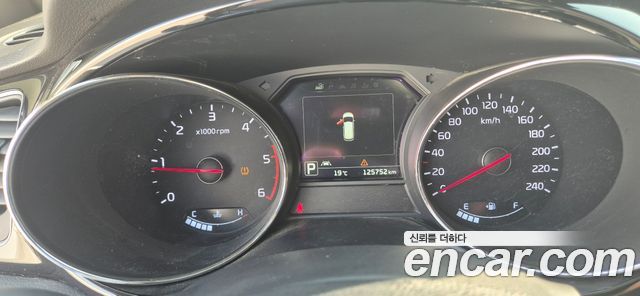 Kia Canival 2018 — photo 13