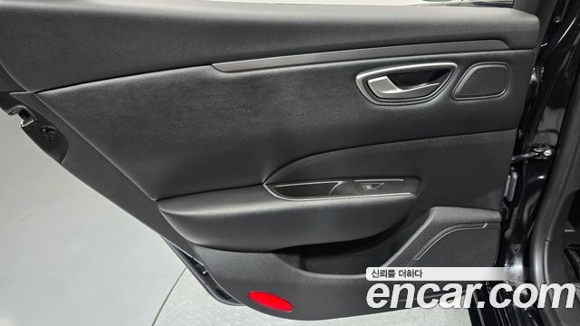 Renault Korea SM6 2023 — photo 15