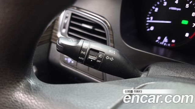 Hyundai Sonata 2015 — photo 27