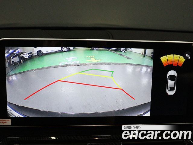 BMW 5-Series 2011 — photo 9