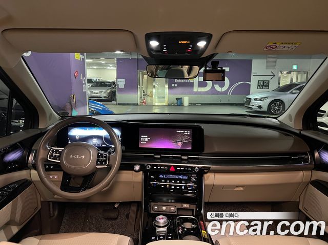Kia Canival 2023 — photo 9