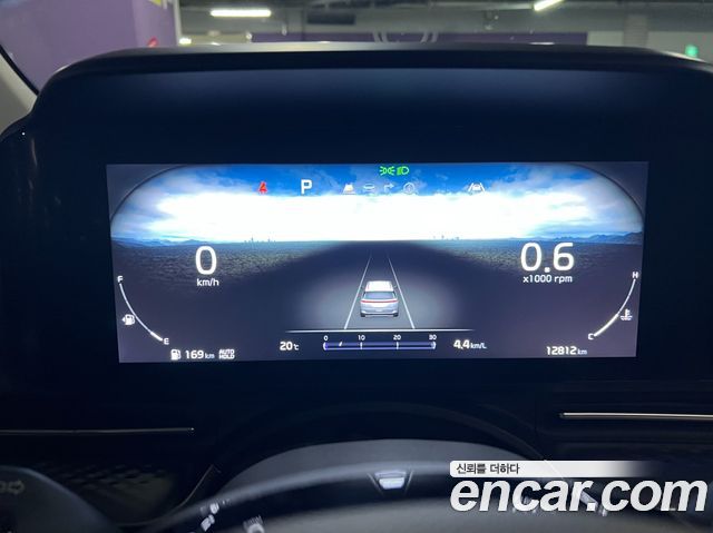Kia Canival 2023 — photo 11