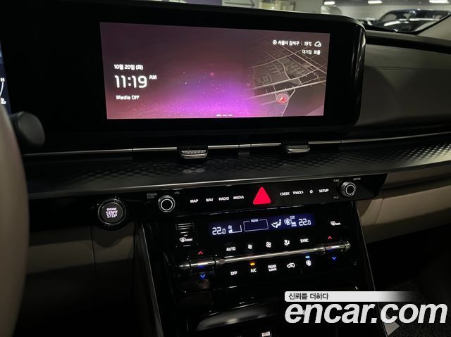 Kia Canival 2023 — photo 12