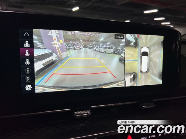 Kia Canival 2023 — photo 13