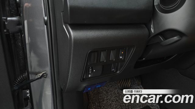 Renault Korea QM6 2023 — photo 23
