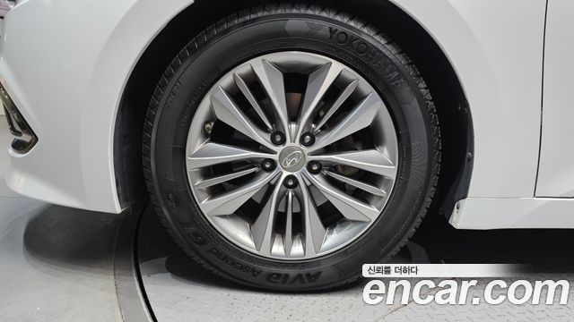 Hyundai Grandeur 2016 — photo 5