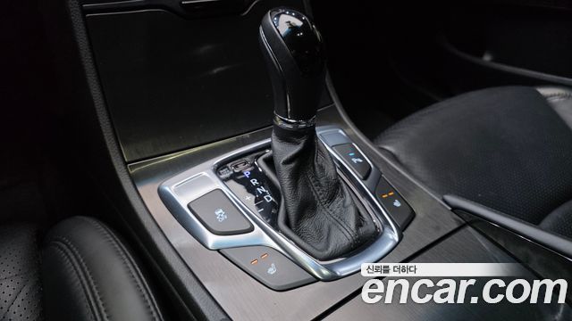 Hyundai Grandeur 2016 — photo 12