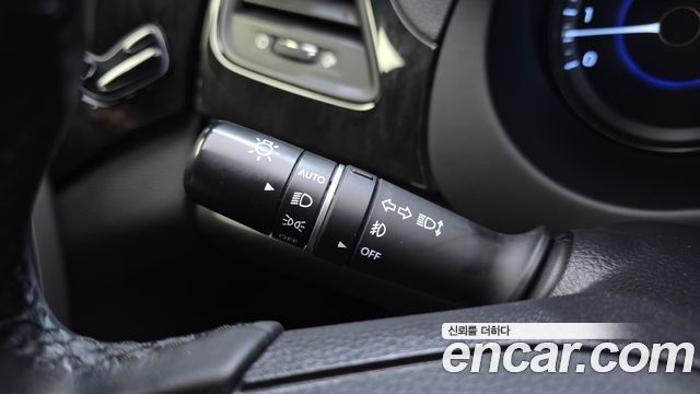 Hyundai Grandeur 2016 — photo 25