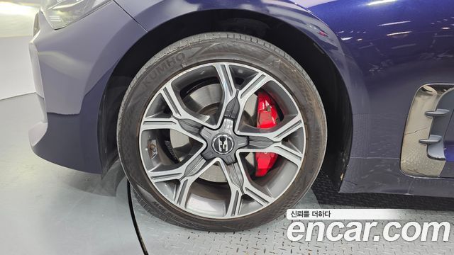 Kia Stinger 2018 — photo 5