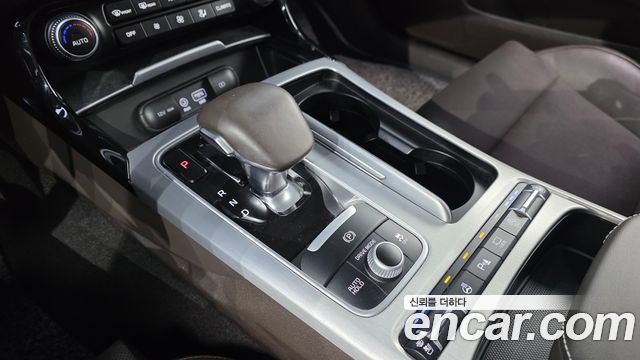 Kia Stinger 2018 — photo 12