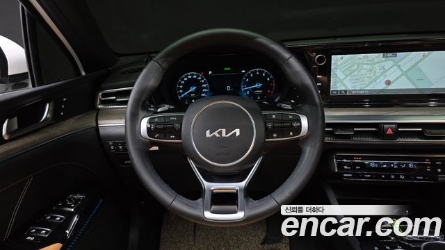 Kia K5 2022 — photo 13