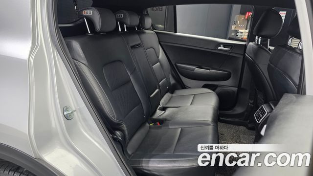 Kia Sportage 2019 — photo 18