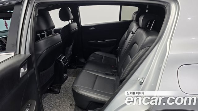 Kia Sportage 2019 — photo 16
