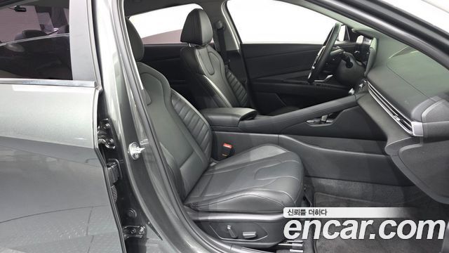 Hyundai AVANTE 2023 — photo 17