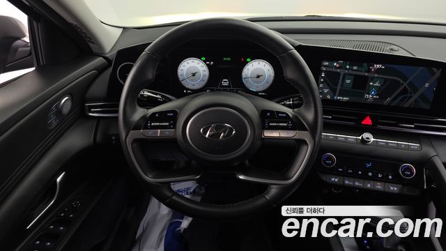 Hyundai AVANTE 2023 — photo 19