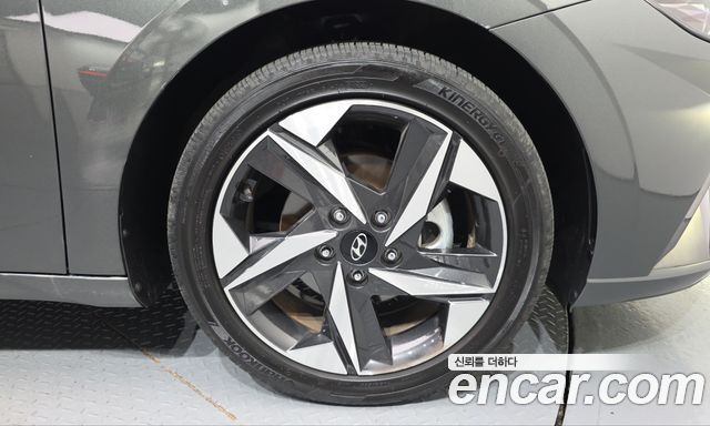 Hyundai AVANTE 2023 — photo 7