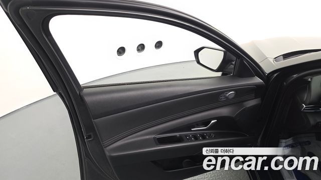 Hyundai AVANTE 2023 — photo 14