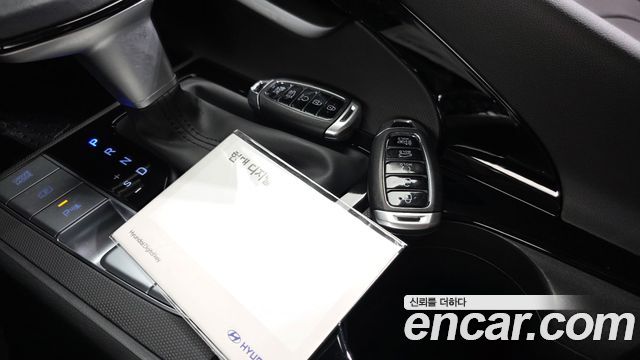 Hyundai AVANTE 2023 — photo 33