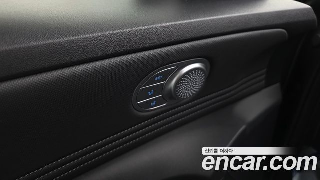 Hyundai AVANTE 2023 — photo 35