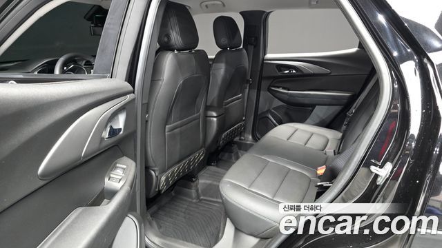 Chevrolet Korea Trailblazer 2022 — photo 17