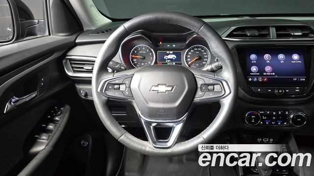 Chevrolet Korea Trailblazer 2022 — photo 18
