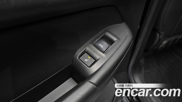 Chevrolet Korea Trailblazer 2022 — photo 24