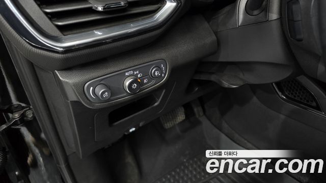 Chevrolet Korea Trailblazer 2022 — photo 25