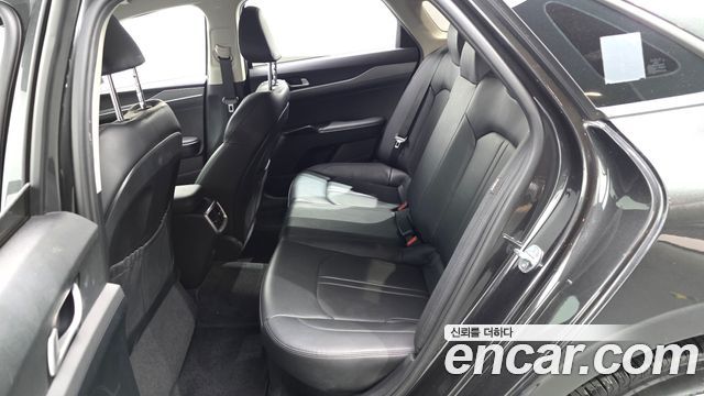Kia K5 2022 — photo 18