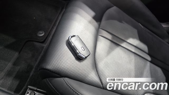 Kia K5 2022 — photo 22