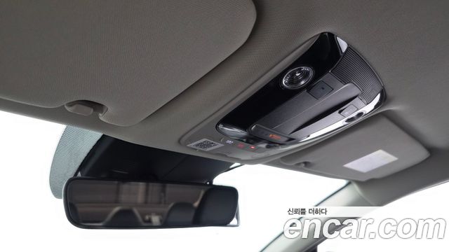 Kia K5 2022 — photo 24