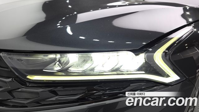 Kia K5 2022 — photo 8