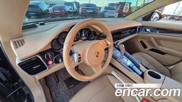 Porsche Panamera 2015 — photo 12