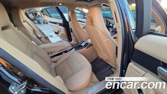 Porsche Panamera 2015 — photo 18
