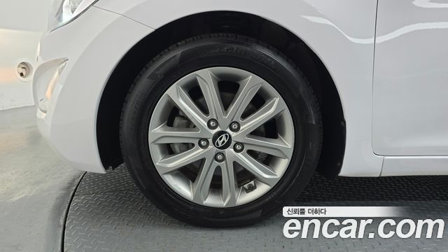 Hyundai AVANTE 2015 — photo 5