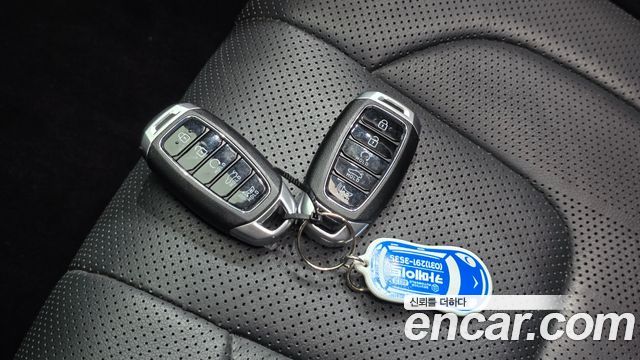 Hyundai AVANTE 2023 — photo 17