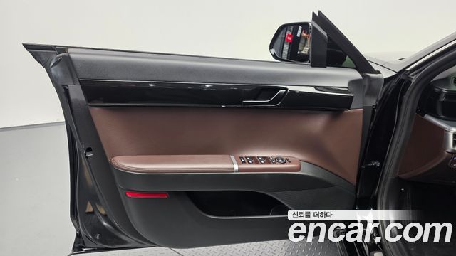 Hyundai Grandeur 2023 — photo 14