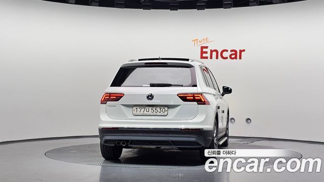 Volkswagen Tiguan 2020 — photo 4