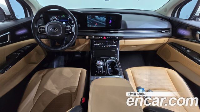 Kia Canival 2021 — photo 10