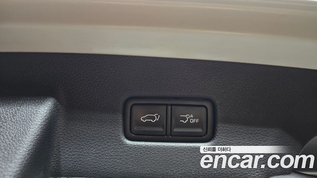Kia Canival 2021 — photo 24