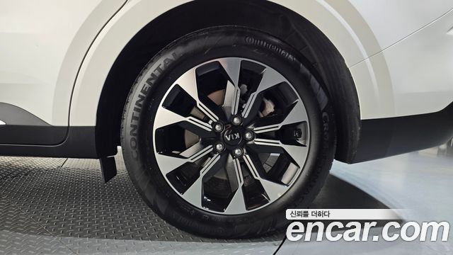 Kia Canival 2021 — photo 7